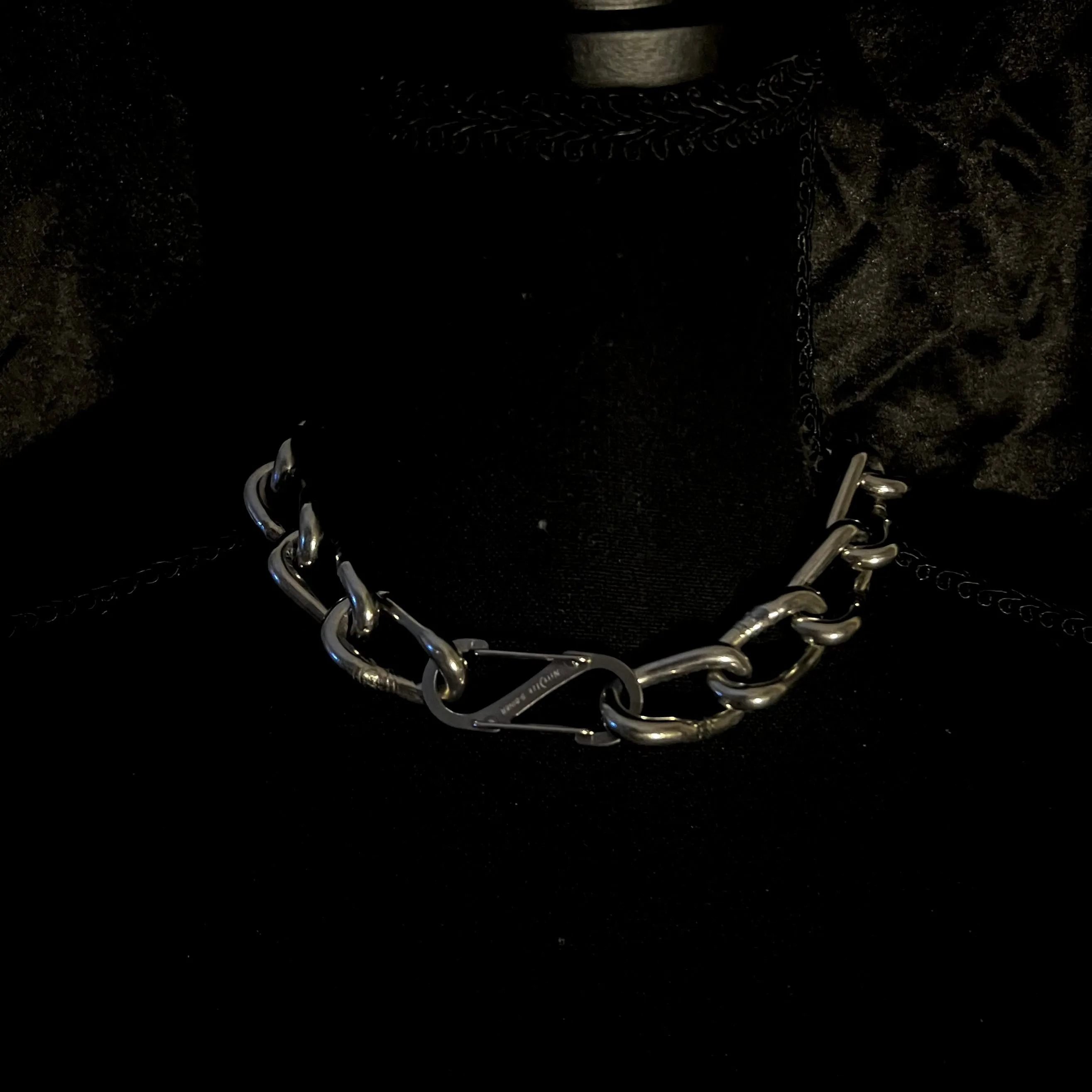 baby metal choker.