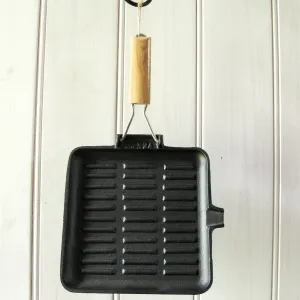 Cast iron skillet