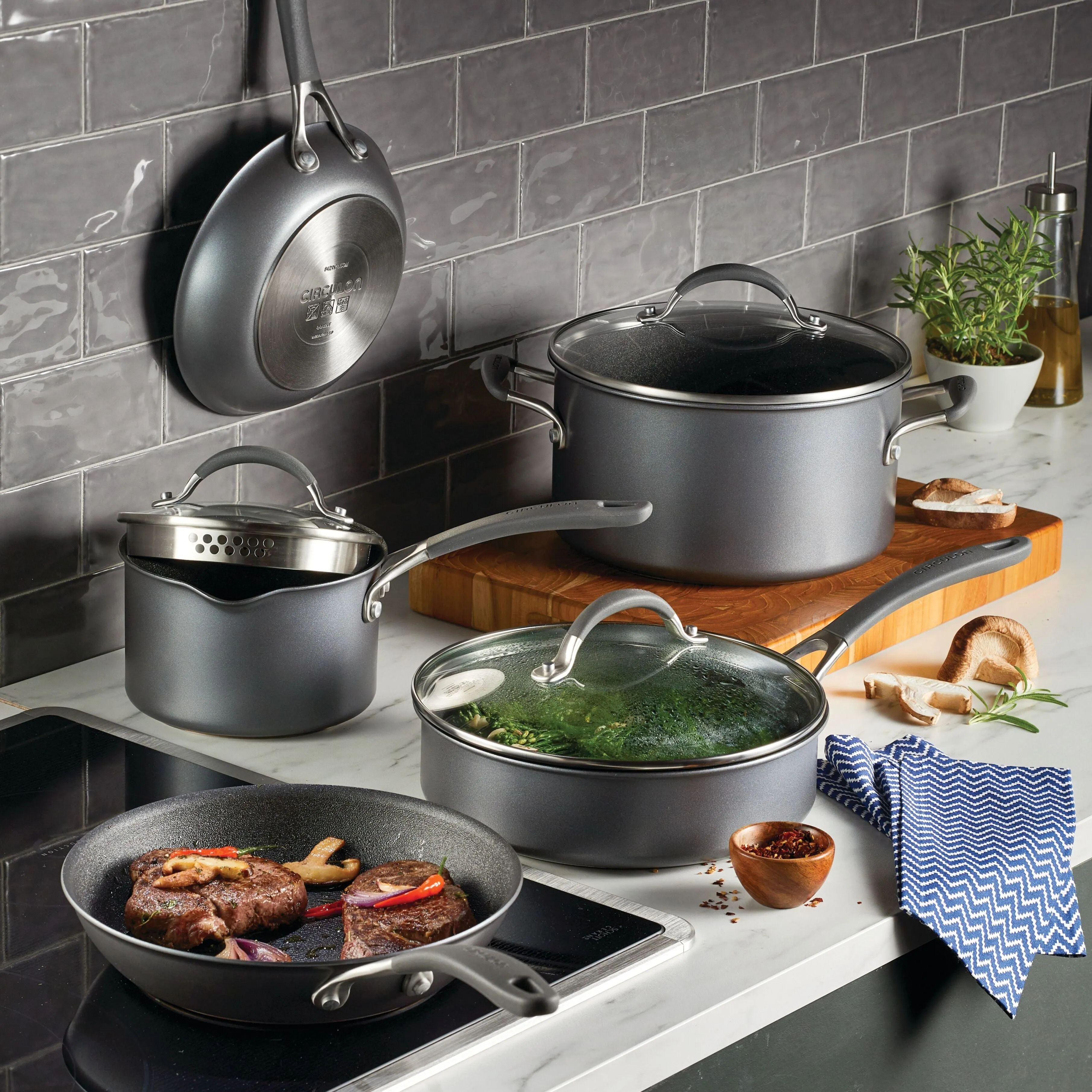 Circulon ScratchDefense Nonstick Induction 8 Piece Cookware Set