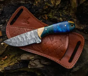 Fixed Blade Damascus Steel Skinning Knife with Leather Sheath, 7'' Full Tang Hunting Skinning Knife,Honey Comb Handle,Camping Knife (Blue & Green Resin)