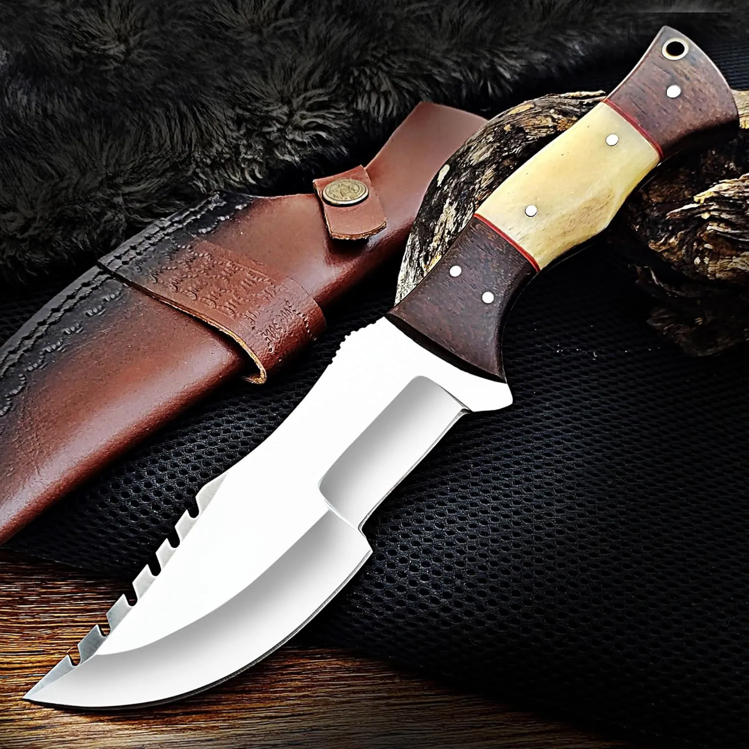 Handmade Tracker Knife for Outdoor Knife Survival Knife Camping Knife - D2 Steel Tracker Knife Fixed Blade Hunting Knife Horizontal Carry Knife with Sheath Bone and Wood Handle,