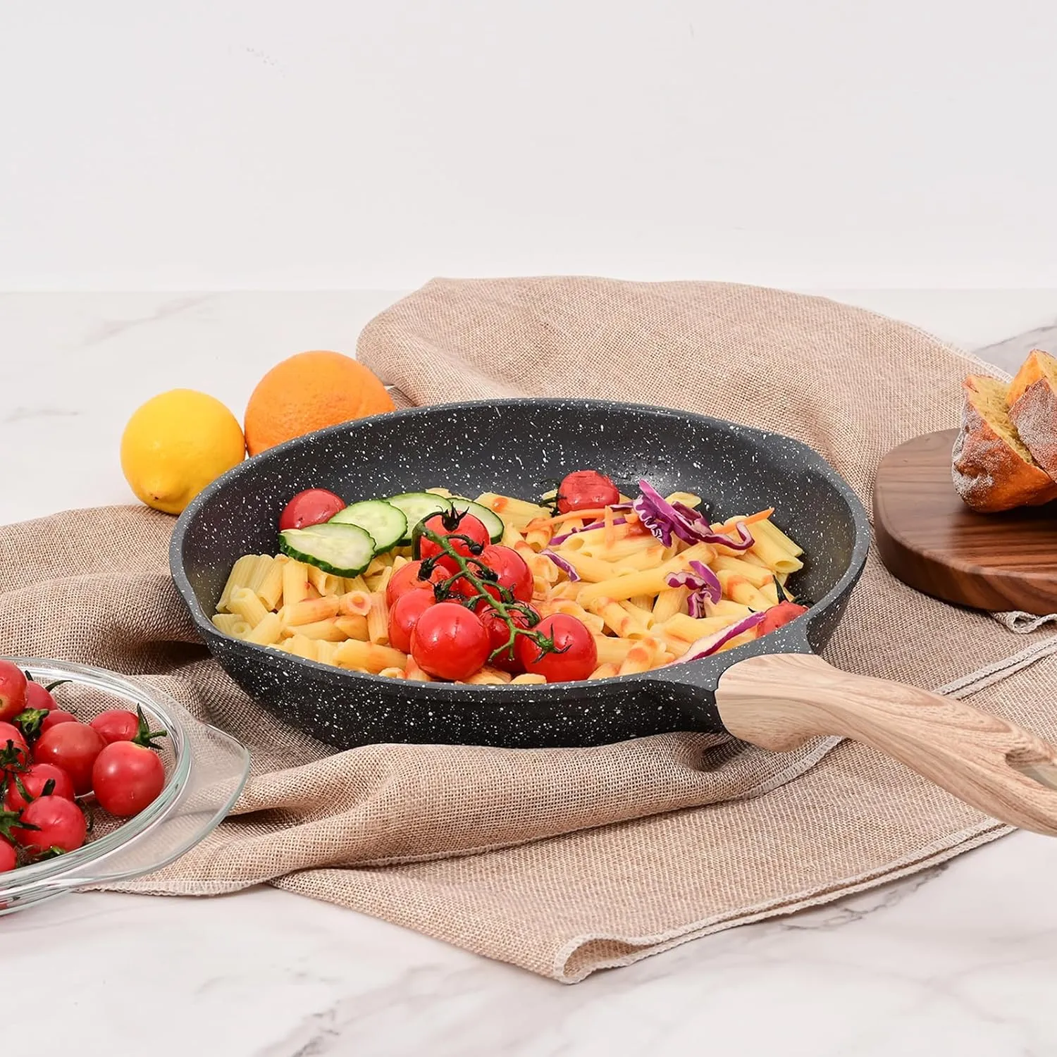 JEETEE Nonstick Frying Pans Skillet with Lid, 8" Granite Non-Stick Frying pan, Aluminum Pans with Bakelite Handle, Compatible with All Stovetops (Gas, Electric & Induction), Grey