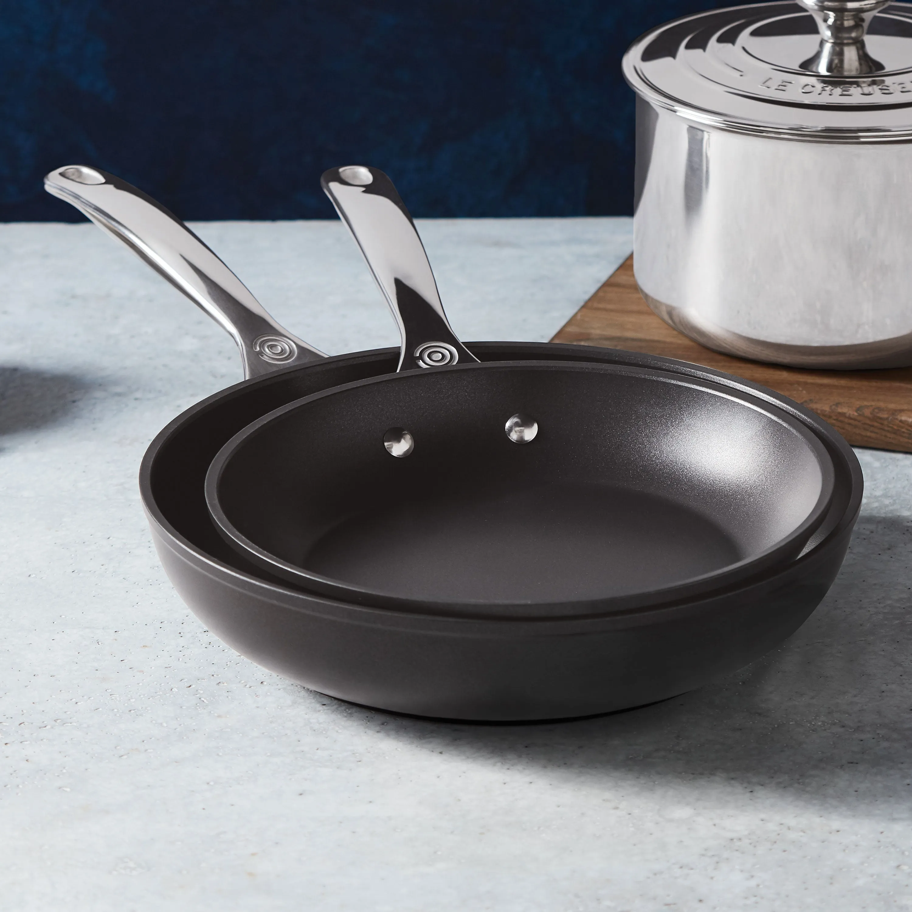 Le Creuset Toughened Nonstick Pro 8 & 10" Skillet Set