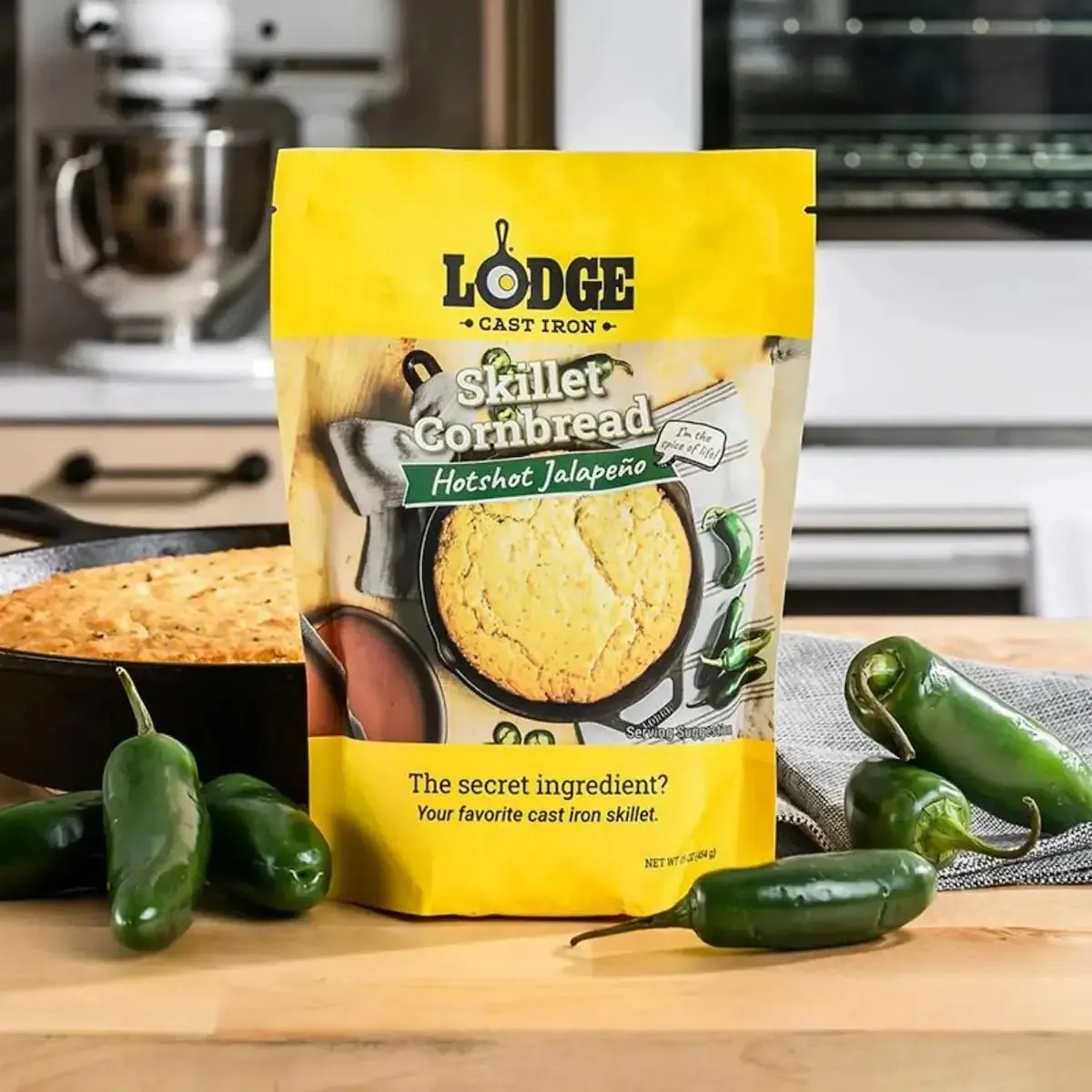 Lodge Hot Shot Jalapeno Skillet Cornbread Mix