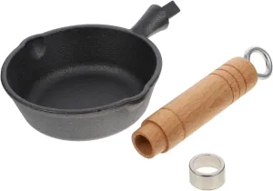 Mini Iron Frying Pan Heat Resistant Kitchen Gadget for Frying Eggs Pancakes and Burgers Multi Functional Cooking Utensil for Home Use