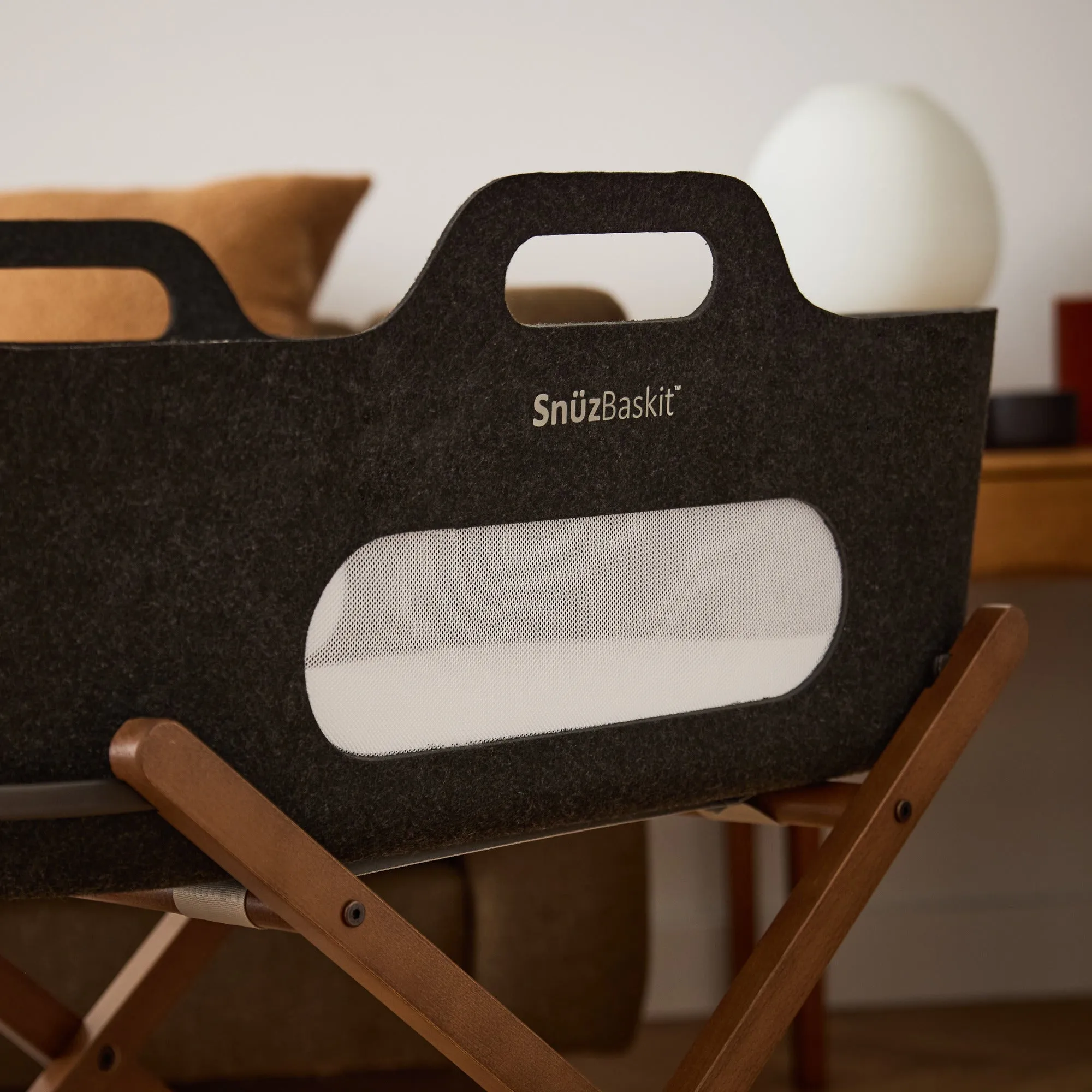 SnuzBaskit Moses Basket with Mattress and Stand Set