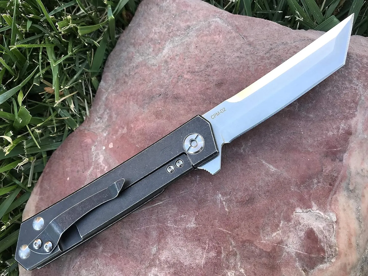 TACTICAL GEARZ Titanium Pocket Folding Knife for EDC, Solid Tc4 Titanium Handle, CPM-D2 Steel Tanto Blade, Includes Sheath (Saint DT)