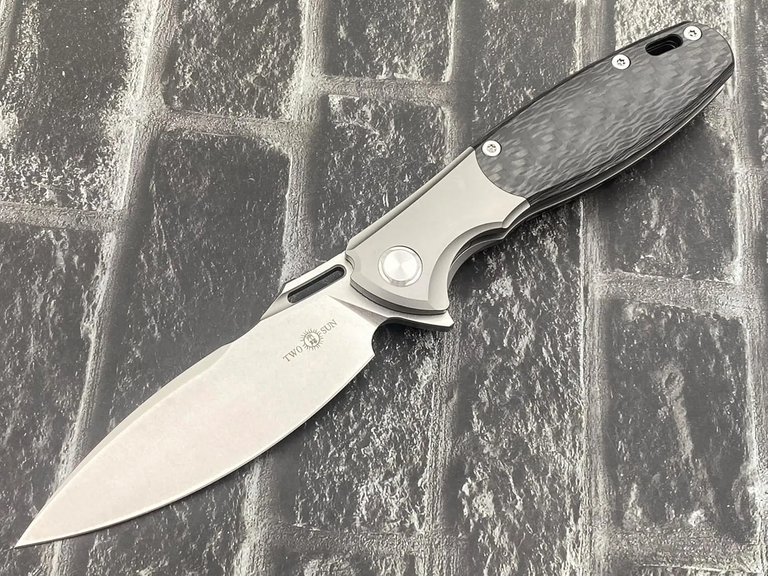 TwoSun TS162-M390-Stonewash Folding Knife TC4 Titanium   Carbon Fiber Handle M390 Blade Pocket Knife