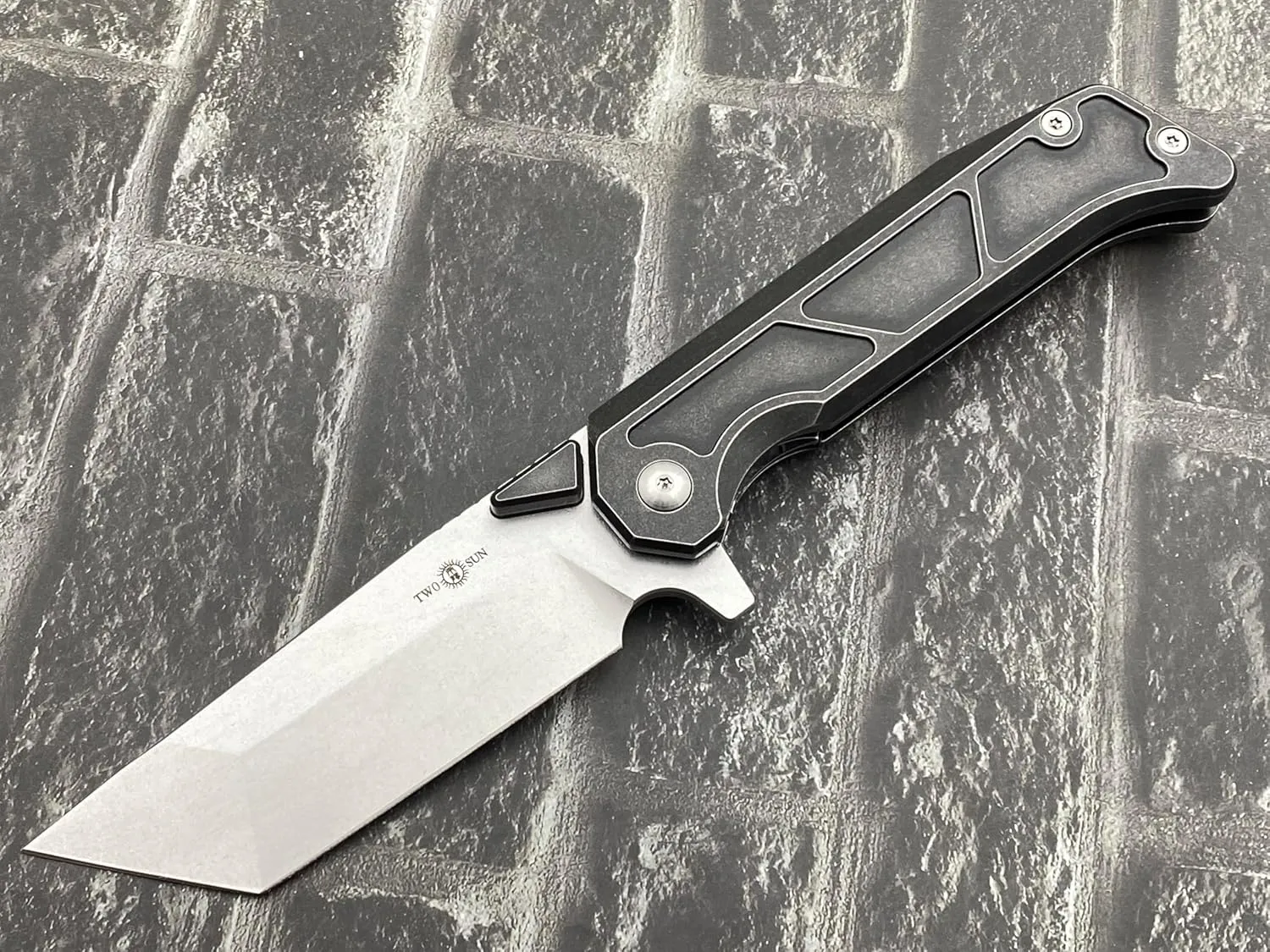 TwoSun TS564-14C28N-BK Folding Knife 14C28N Blade TC4 Titanium Handle Outdoor Pocket Knife